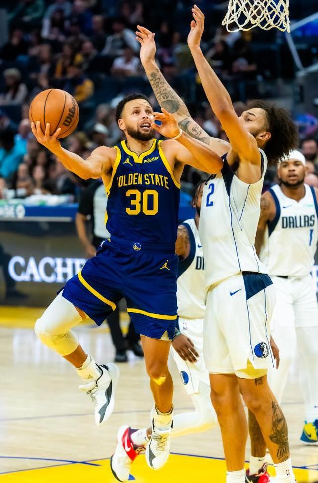 欧宝体育- 费城76人队球星恩比德赛季报销 